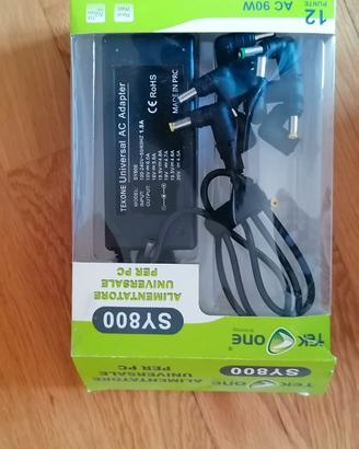 Alimentatore per pc con 12 punte