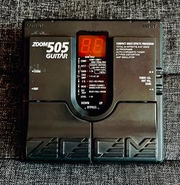 Zoom 505  processore multi effetto x chitarra