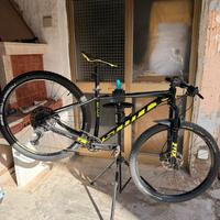 Scott scale 950 misura M