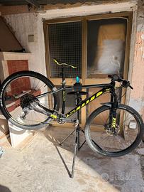 Scott scale 950 misura M
