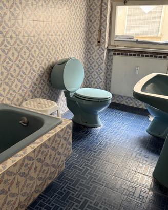 Arredo bagno anni 70