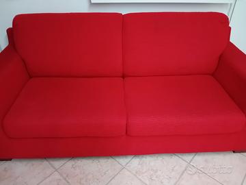 Divano rosso sfoderabile