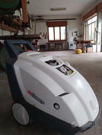 Idropulitrice acqua calda Comet