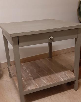 Tavolino grigio shabby chic
