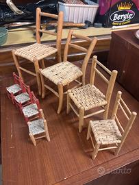 Set di sedie fanbricate a mano in legno e vimini