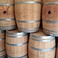 Botti in legno per abbellire giardini 