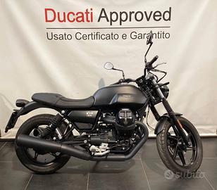 Moto Guzzi V7 III Stone