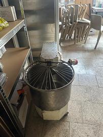 IMPASTATRICE PROFESSIONALE