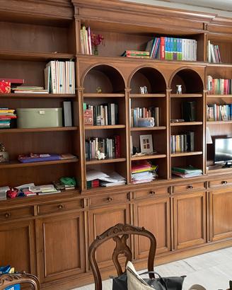 Libreria con letto incorporato
