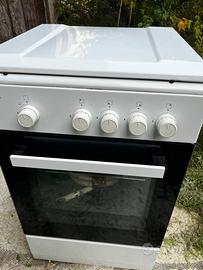 Cucina a gas OK 4 fuochi con forno