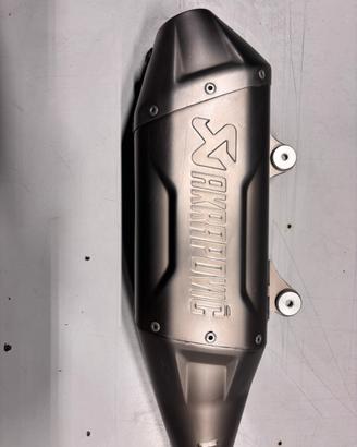Scarico akrapovic