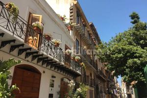 Centro storico 3 ambienti locato buon investimento