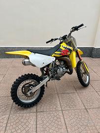 Suzuki RM85