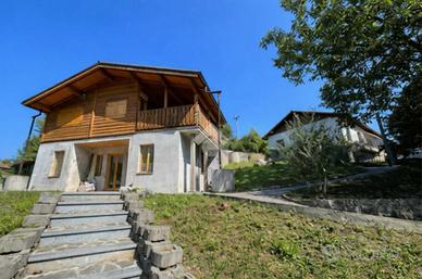 VILLA SINGOLA A BRUSIMPIANO