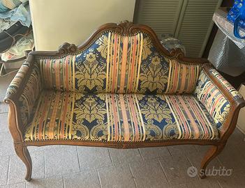 Salottino stile Luigi Filippo divanetto +2 sedie