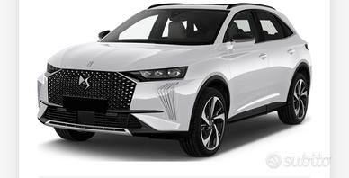 Noleggio auto a basso costo mensile