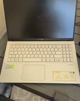 Asus vivobook 15