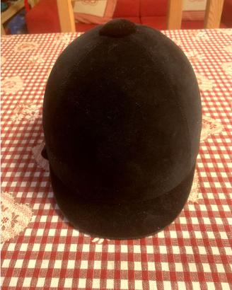 Cappello equitazione in velluto nero