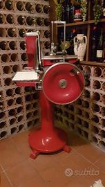Affettatrice Berkel con piedistallo