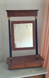 Specchiera di antiquariato