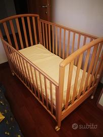 Lettino Pali completo con biancheria e materasso