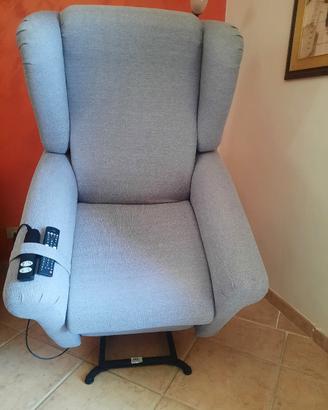  poltrona alza persone 