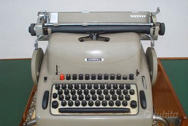 Macchina da scrivere elttrica Lexicon