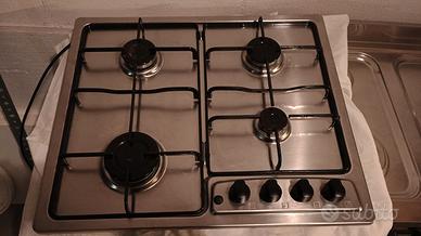 Piano cottura 4 fuochi a gas 