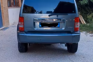 jeep cherokee liberty kk 2012