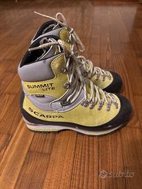 Scarpa Summit Lite GTX Gore-Tex.