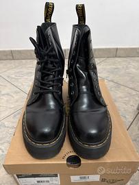 Dr Martens n^ 40 con suola alta