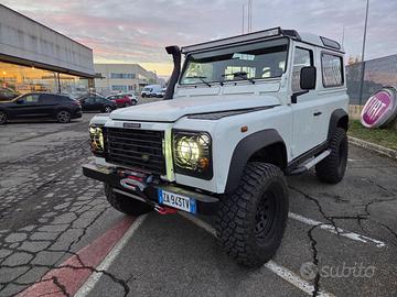 LAND ROVER Defender 90 2.5 Td5 -POCHI KM ! C.TO