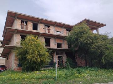 Palazzo In corso di Costruzione - Riace Marina ZES