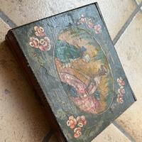 Porta oggetti in legno d’epoca