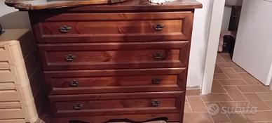 Cassettiera arte povera