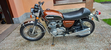 Moto epoca honda CB 500 anno 1973