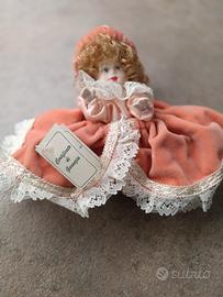 bambola in porcellana di Capodimonte 