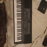 pianola Yamaha psr500