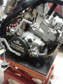 RM 125 2t cross 