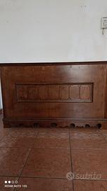 Cassapanca in legno noce scuro 