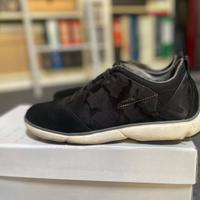 Geox Nebula nere