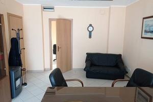 Rif.CM118- ufficio san cataldo