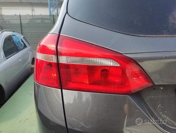 Fanale post sx int FORD FOCUS del 2015