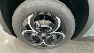 Alfa Romeo Junior 1.2 ibrida Speciale 145cv edct6