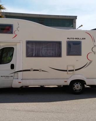 Camper mansardato ROLLER TEAM anno 2010