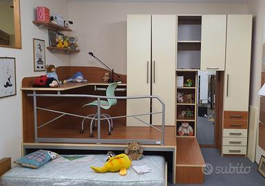 Cameretta ciliegio letto scrivania armadio