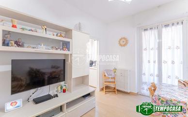 3 LOCALI COMPLETAMENTE RISTRUTTURATO