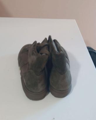 Scarpe ginniche esercito