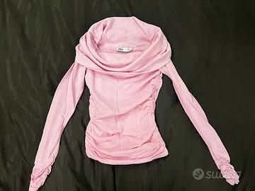 Maglia a spalle scoperte