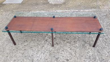 Tavolino con base in vetro